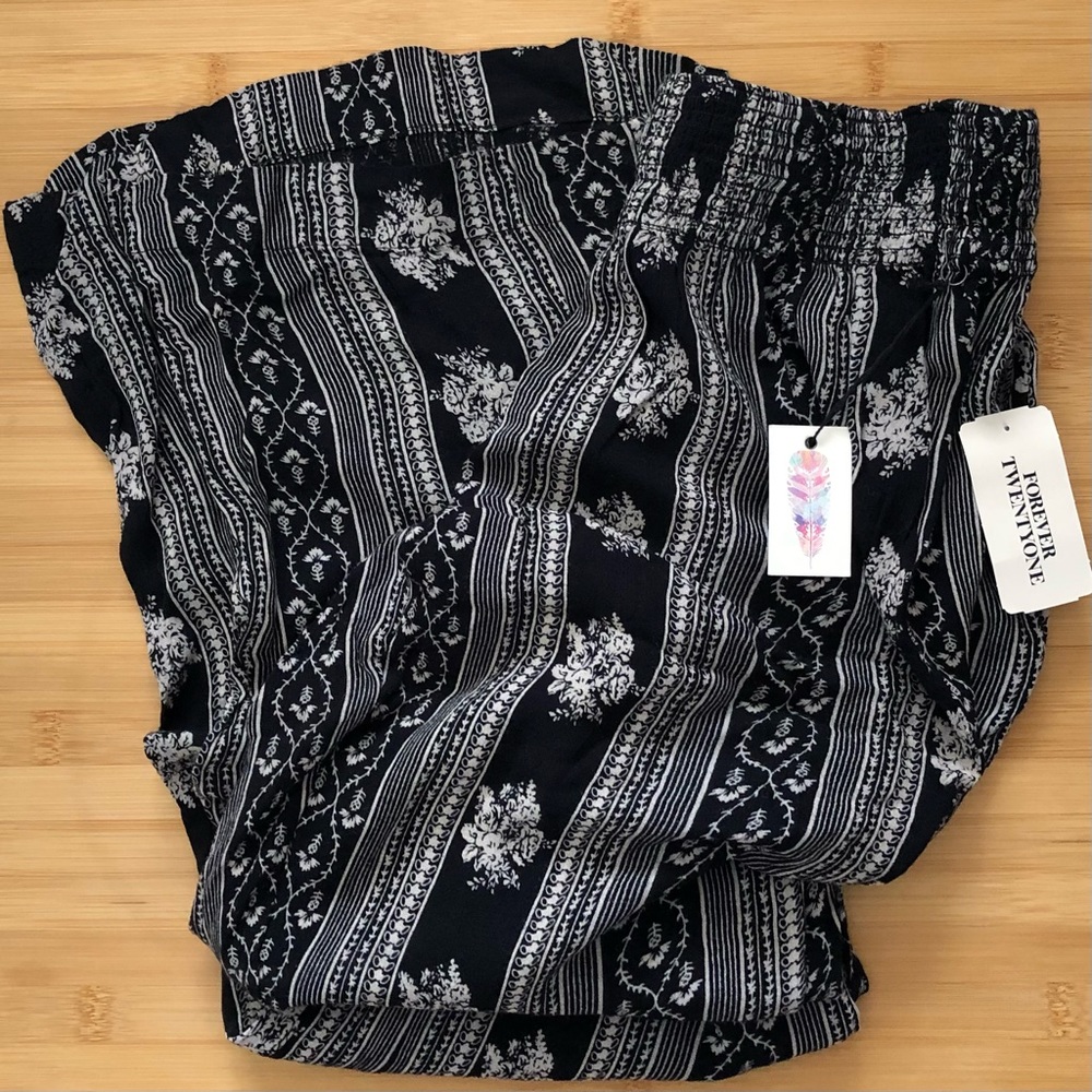 Forever 21 Los Angeles Black & Cream Wide Leg Woven Pants